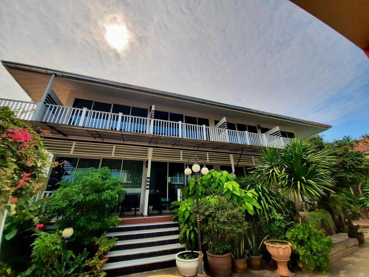 Koh Larn Riviera Hotel Eksteriør billede