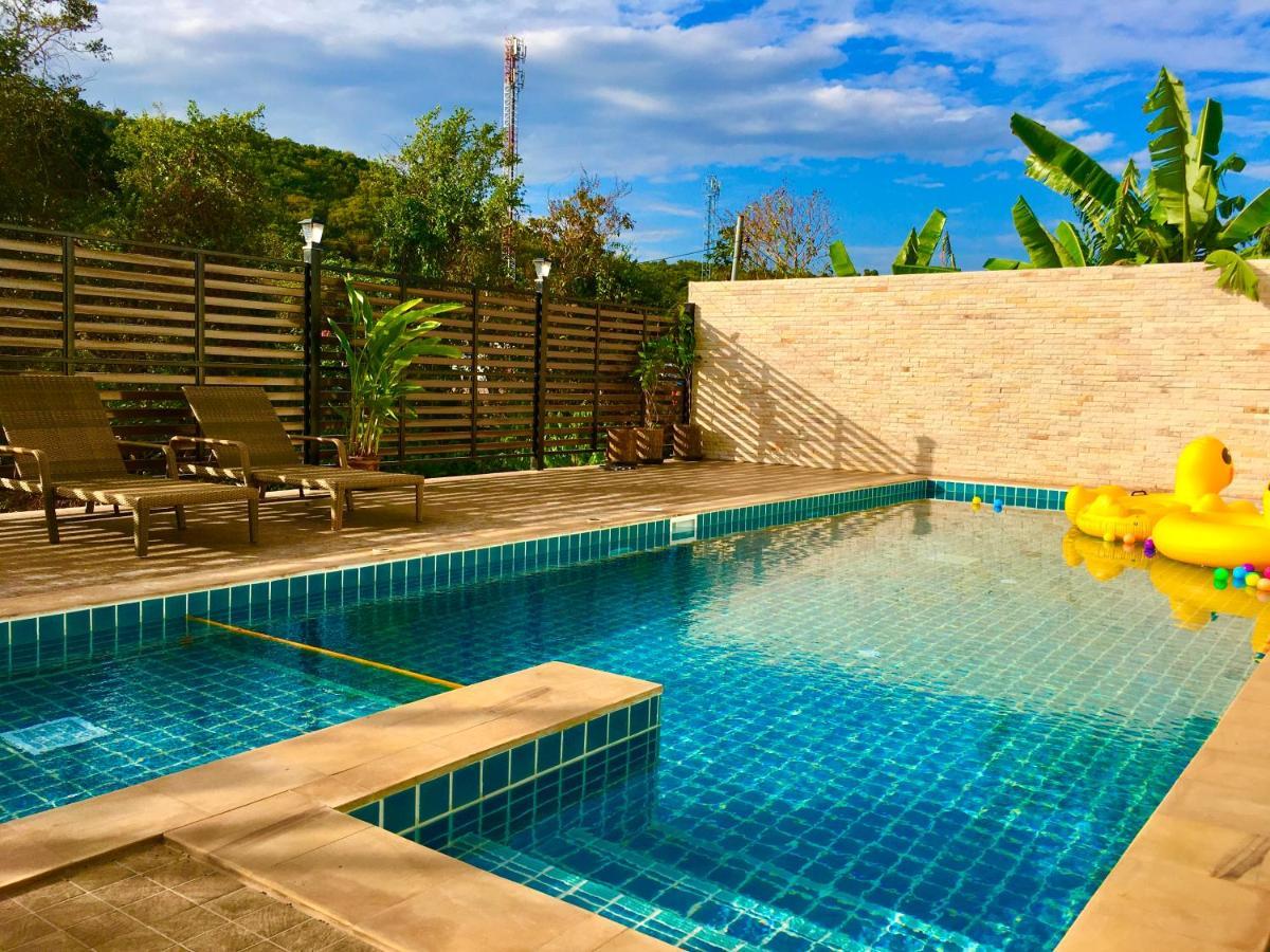 Koh Larn Riviera Hotel Eksteriør billede