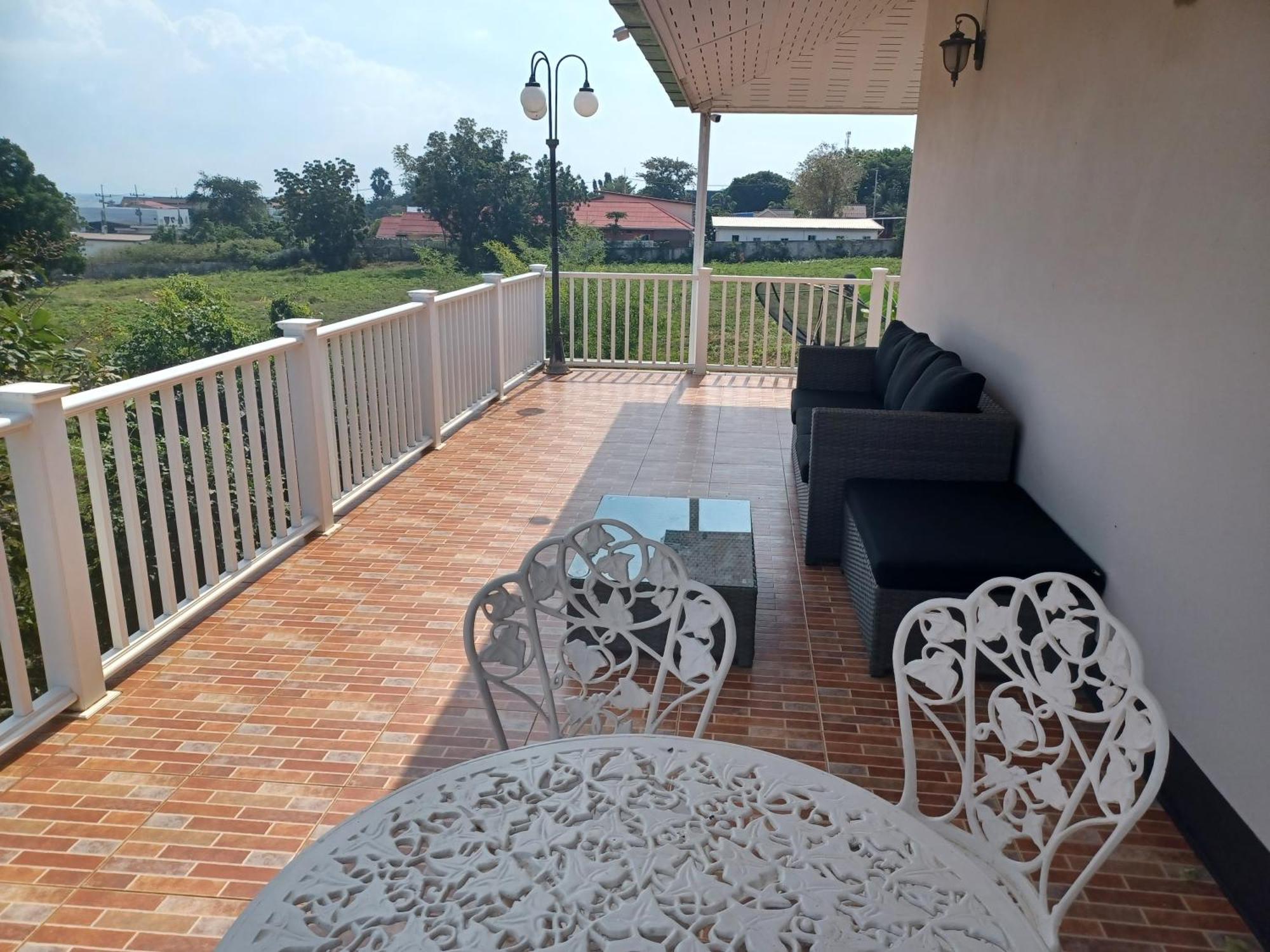 Koh Larn Riviera Hotel Eksteriør billede