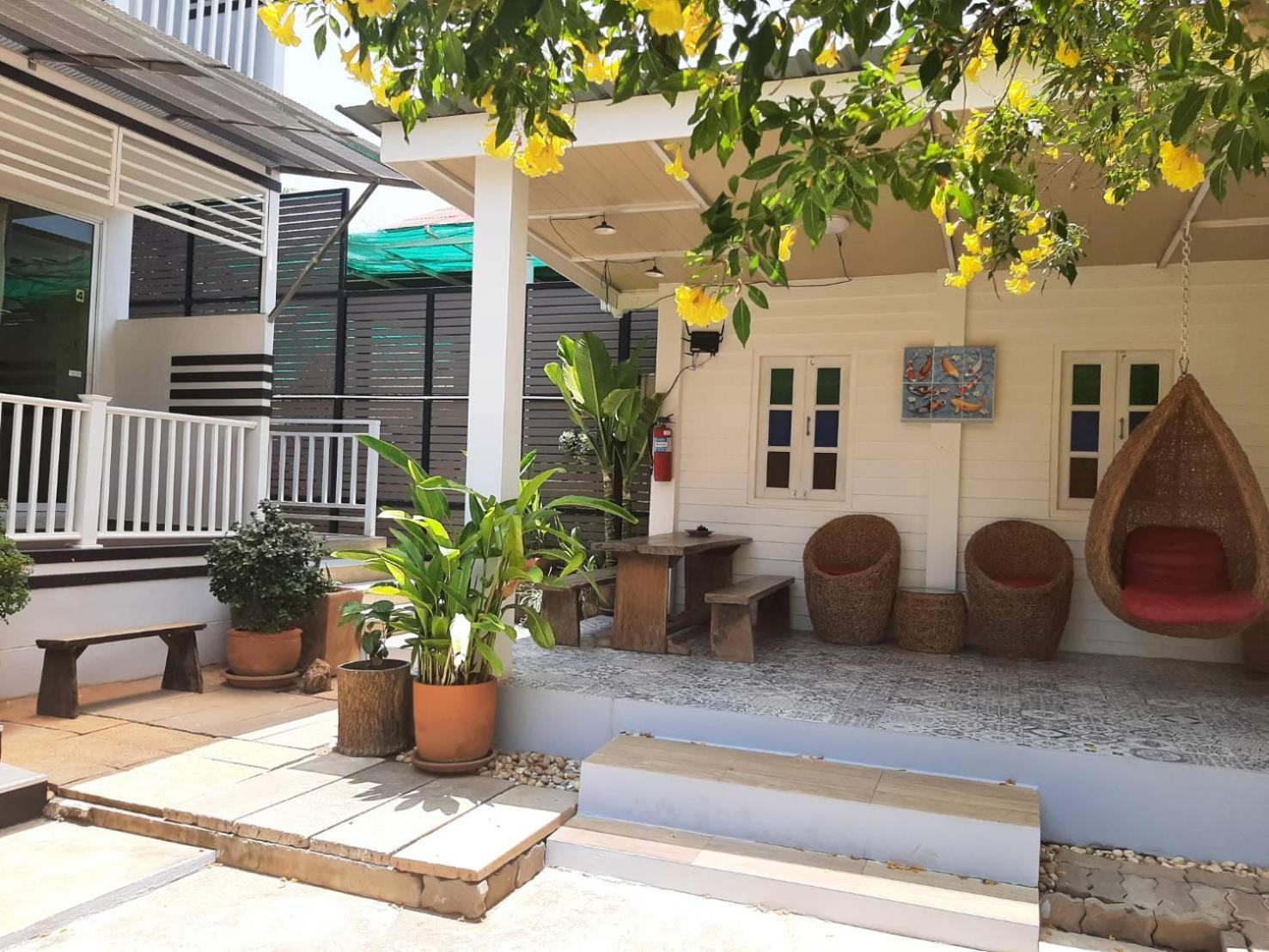 Koh Larn Riviera Hotel Eksteriør billede