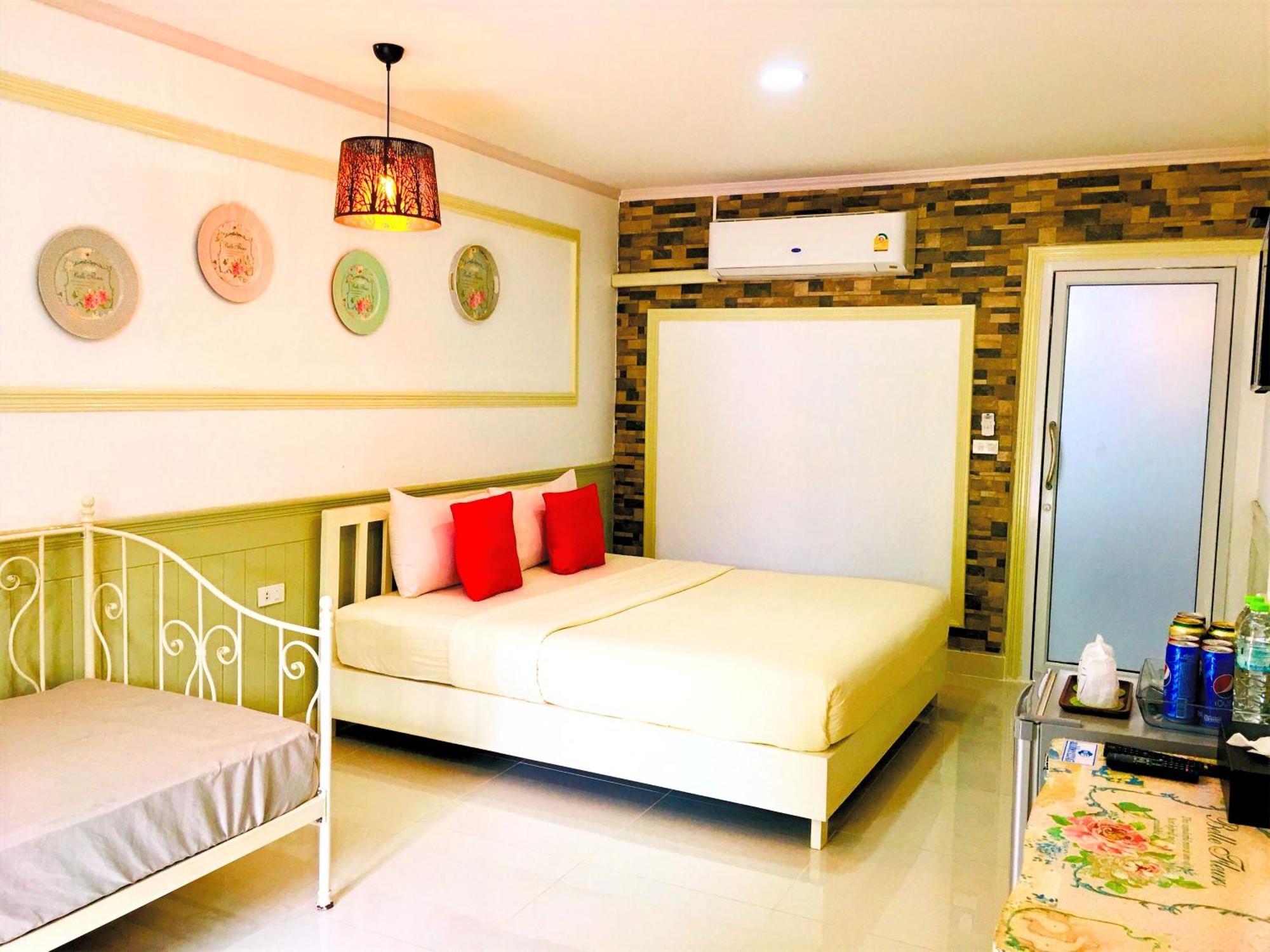 Koh Larn Riviera Hotel Eksteriør billede