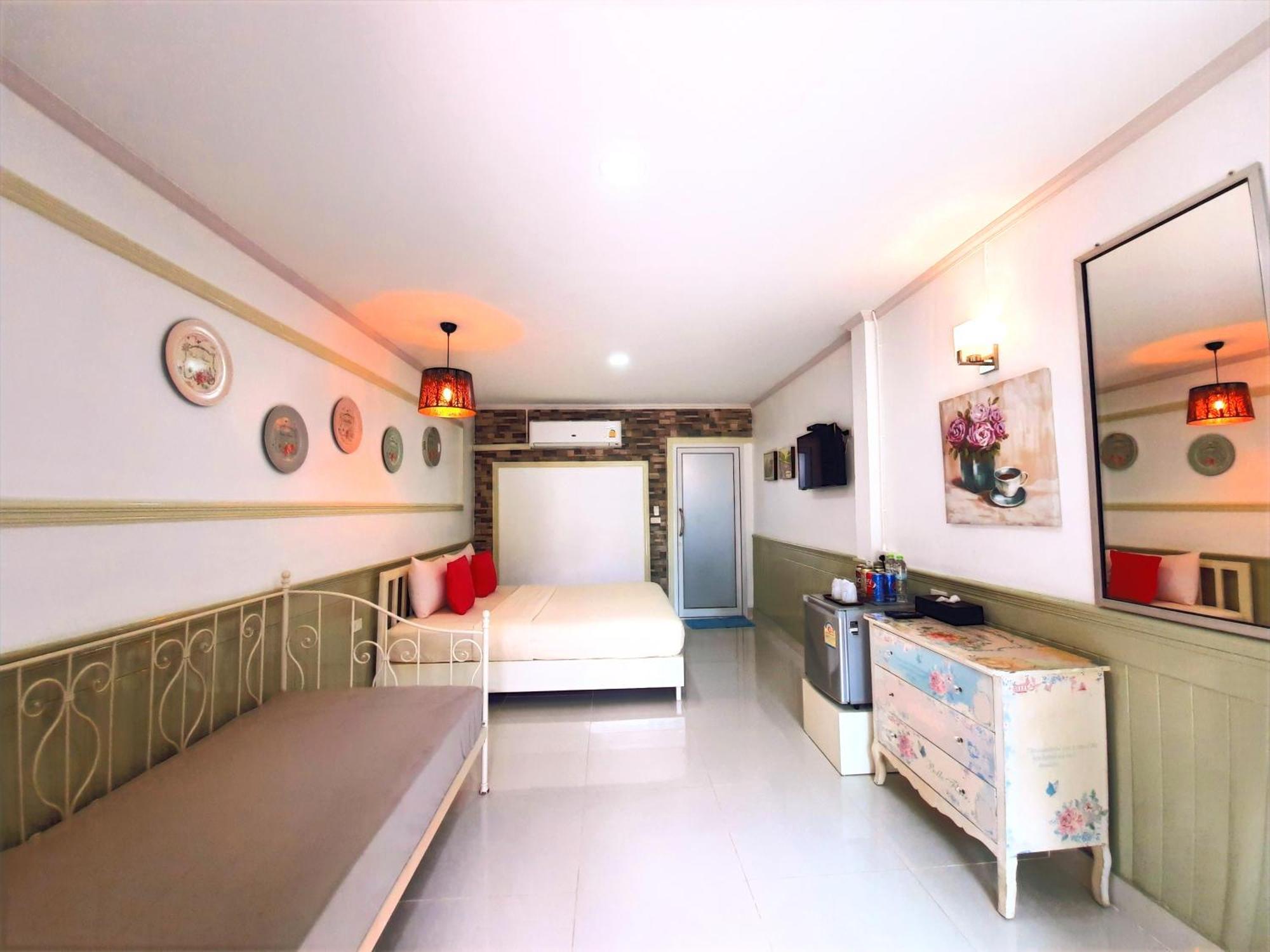 Koh Larn Riviera Hotel Eksteriør billede