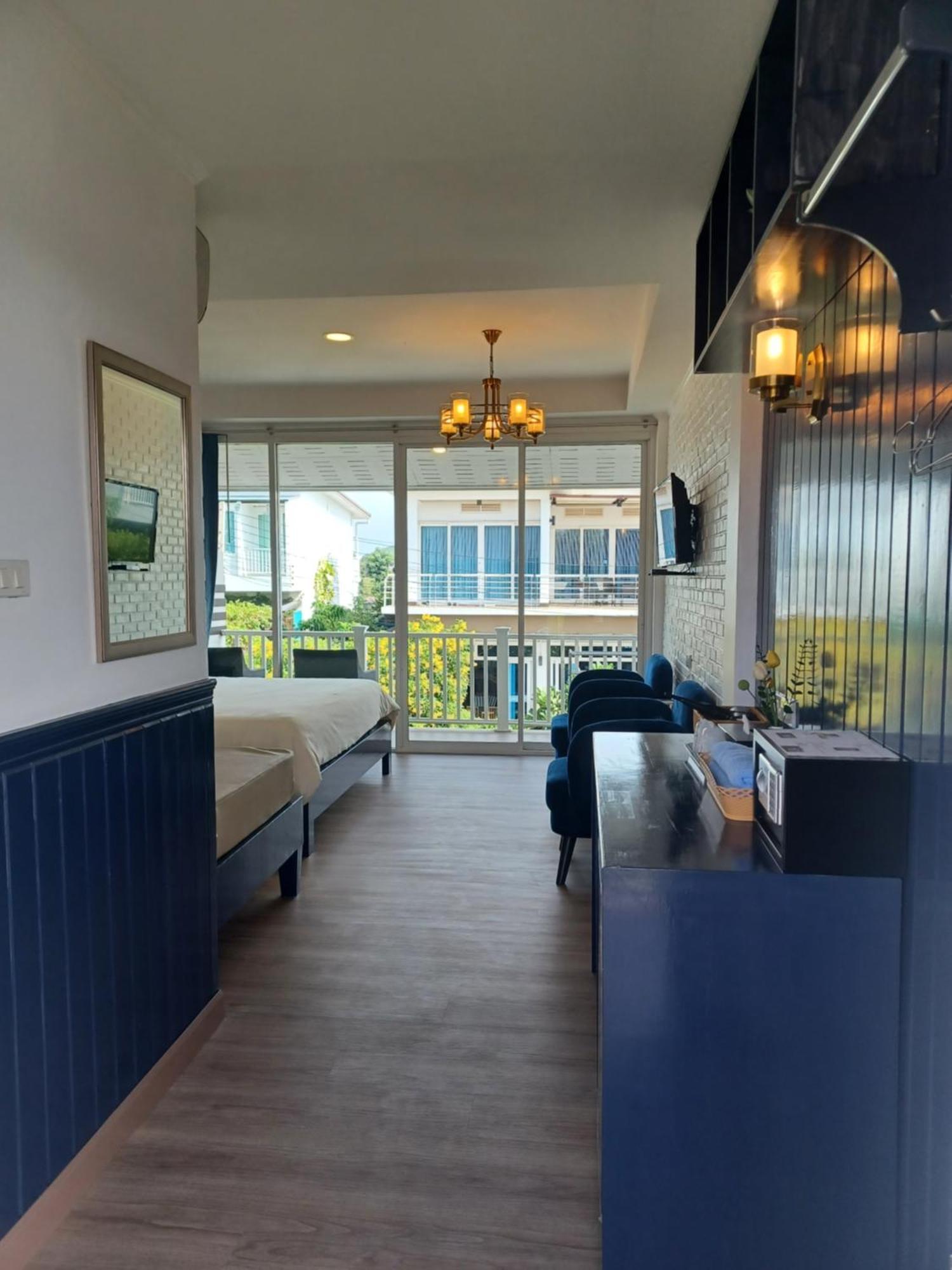 Koh Larn Riviera Hotel Eksteriør billede