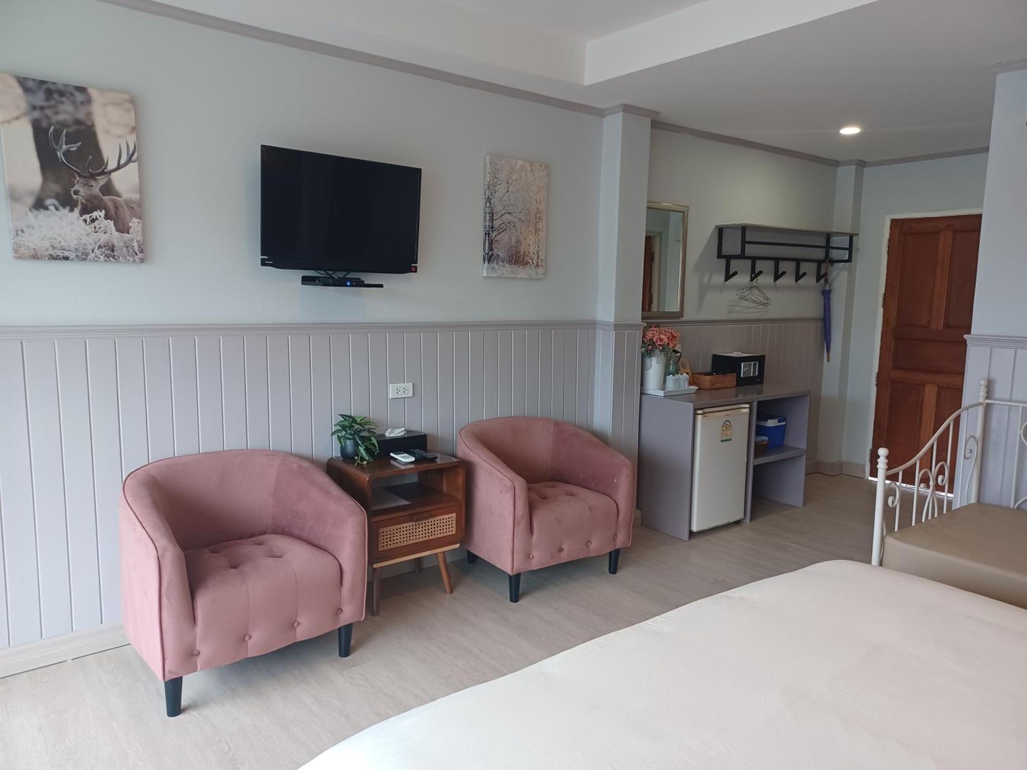 Koh Larn Riviera Hotel Eksteriør billede